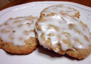 Recipe for Old-Fashioned Oatmeal Cookies - After School Snack Ideas