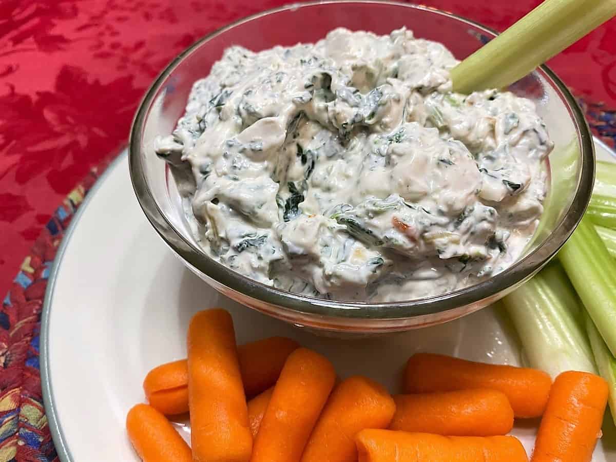 Serve Spinach Dip for a Holiday Gathering