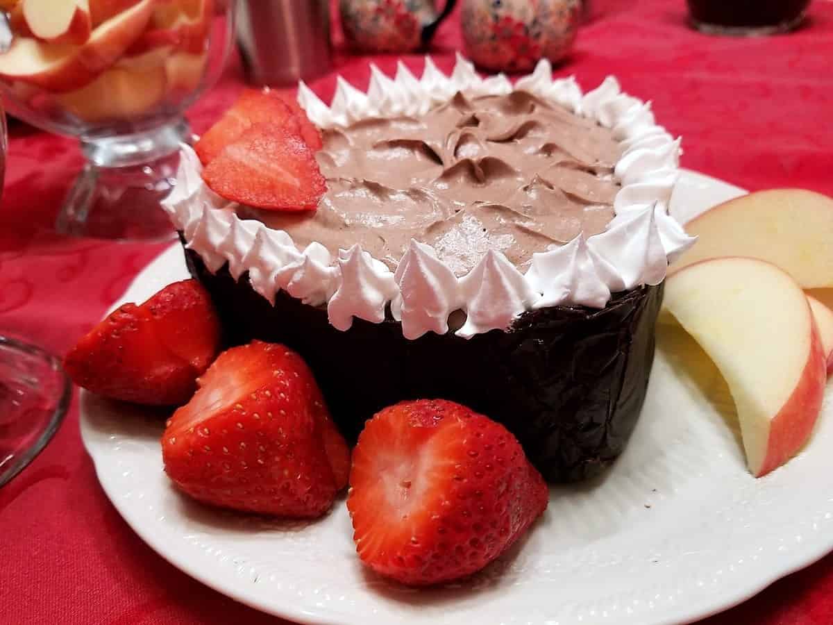 Valentine Chocolate Mousse with Strawberries
