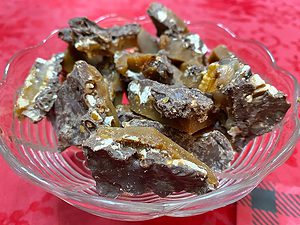 Recipe for Easy Chocolate Covered Toffee