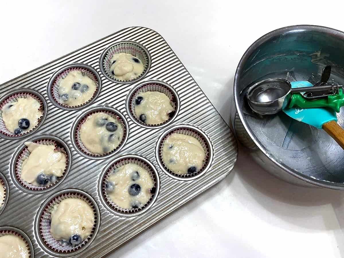 Fill Muffin Tins Using a Muffin Scoop