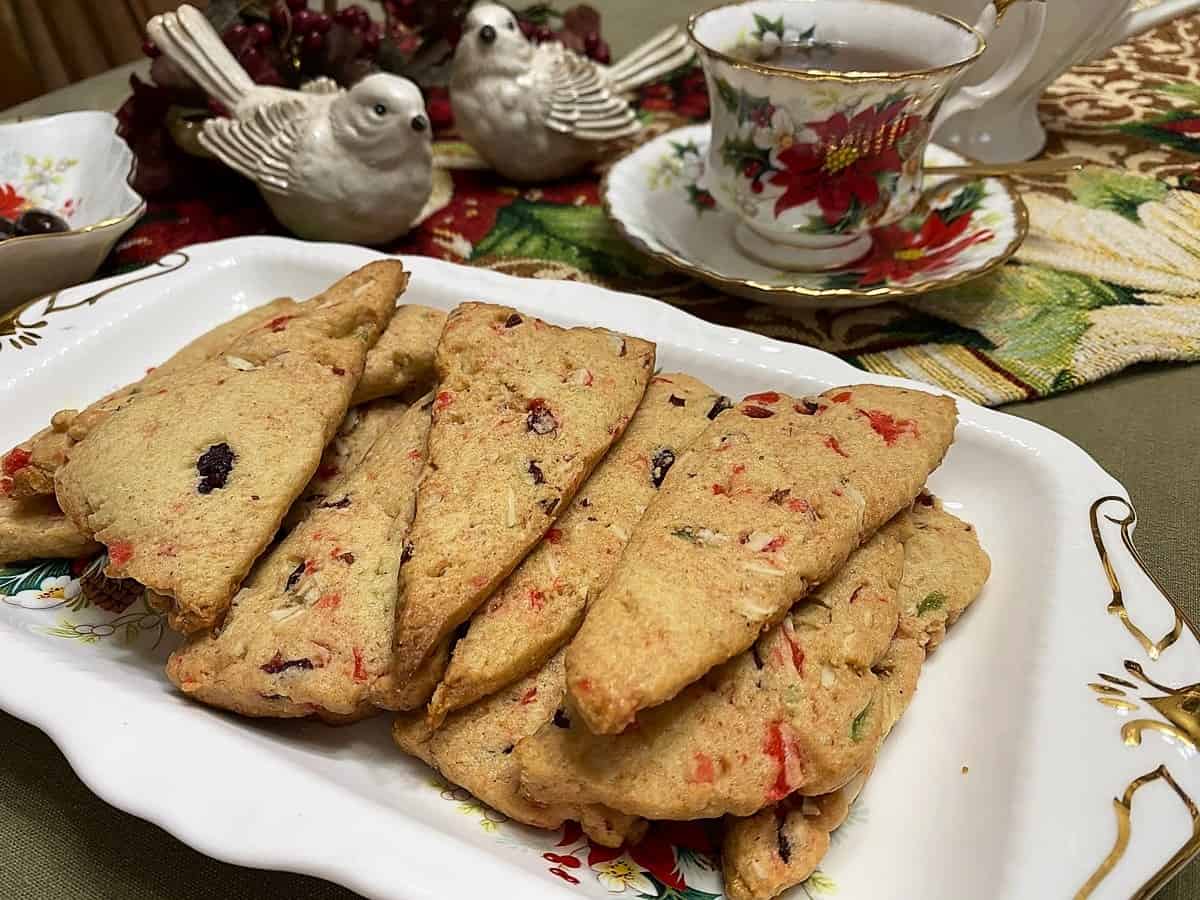 Holiday Cardamom Spice Cookies
