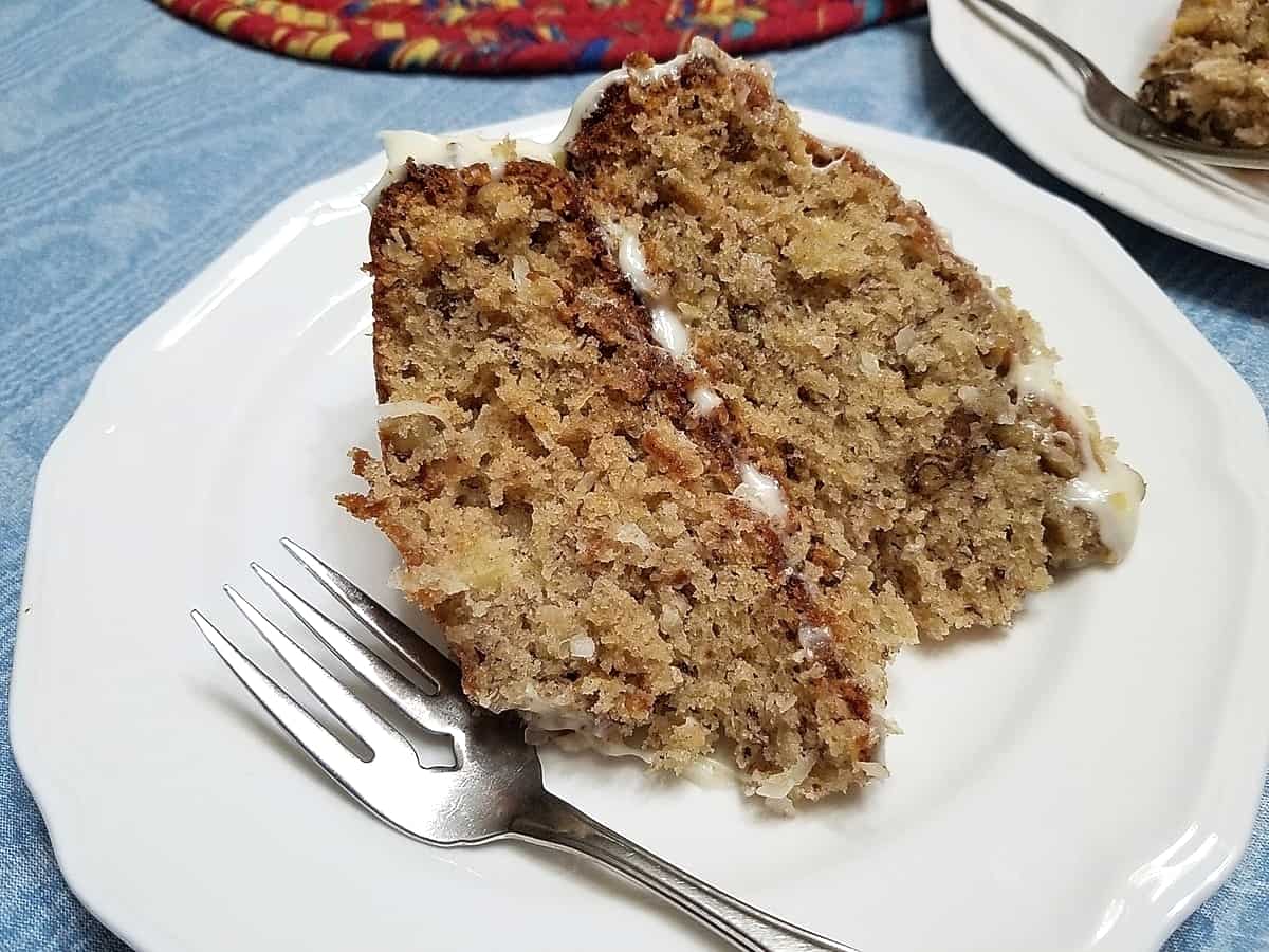 Old-Fashioned Layer Cake Recipe - Hummingbird Cake