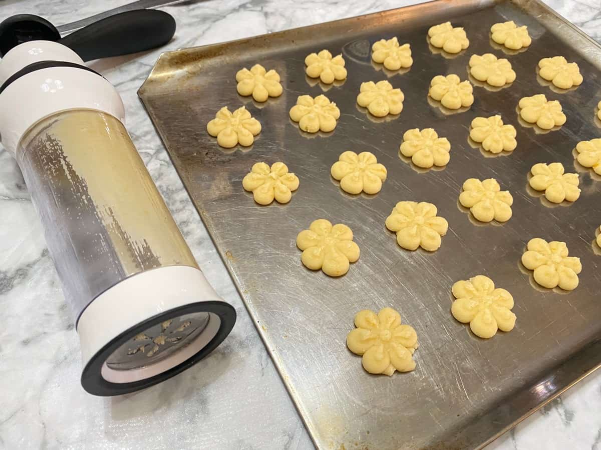 Press Cookies onto an Ungreased Baking Sheet