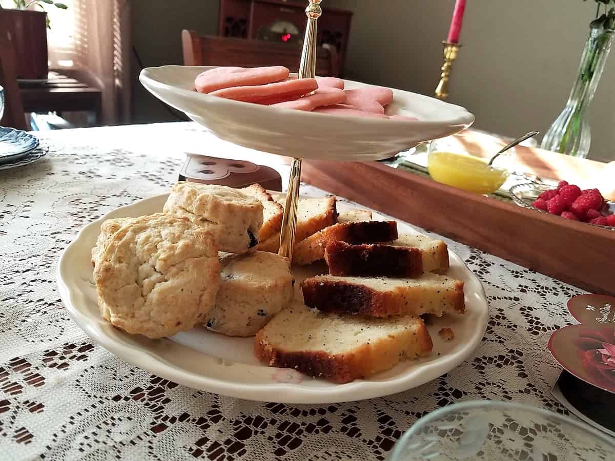 Serving English Scones at a Tea Party on Two-Tiered Serving Plate.