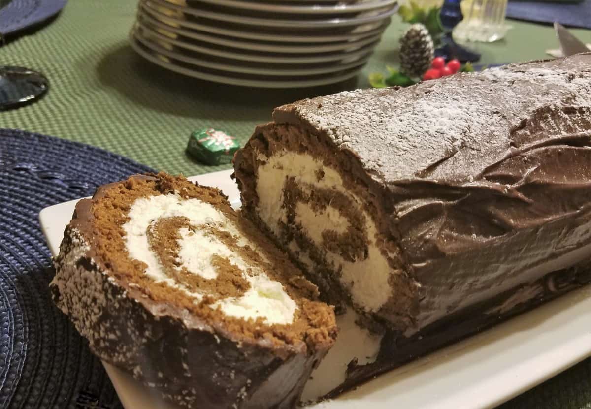 Christmas Yule Log like Chocolate Squares - Recipe with images