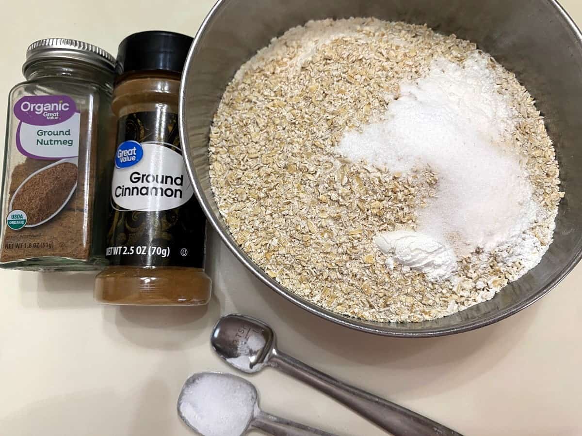 Mix the Dry Ingredients Together