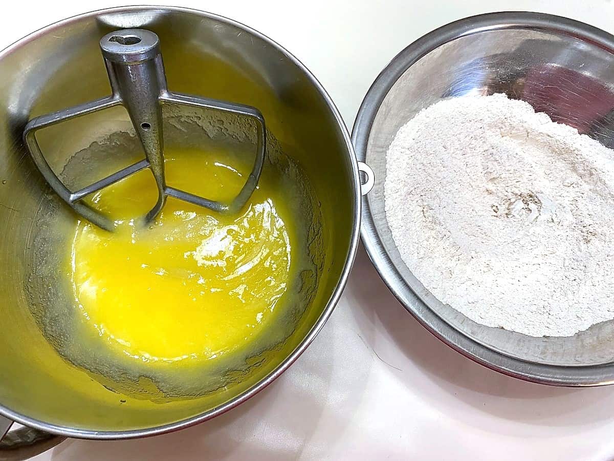 Add Flour Mixture to Beaten Eggs and Sugar