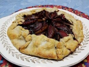 Recipe for Elderberry Wine-Poached Pear Crostata