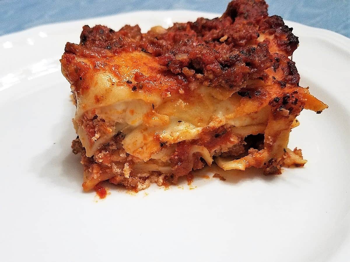 Homemade Lasagna with Ricotta Cheese