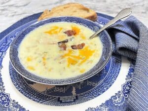 Recipe for Shrimp Chowder with Bacon