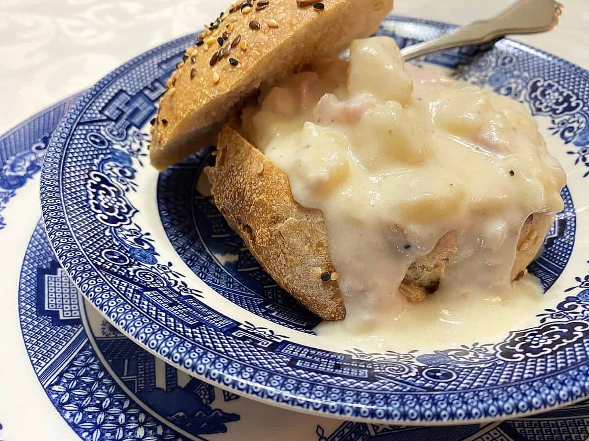Serve Potato Soup in Bread Bowls in Pretty Dishes - Blue Willow Bowls