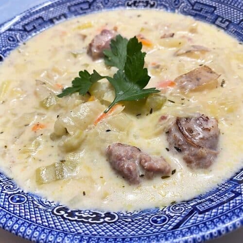 Recipe for Creamy Cabbage and Bratwurst Soup