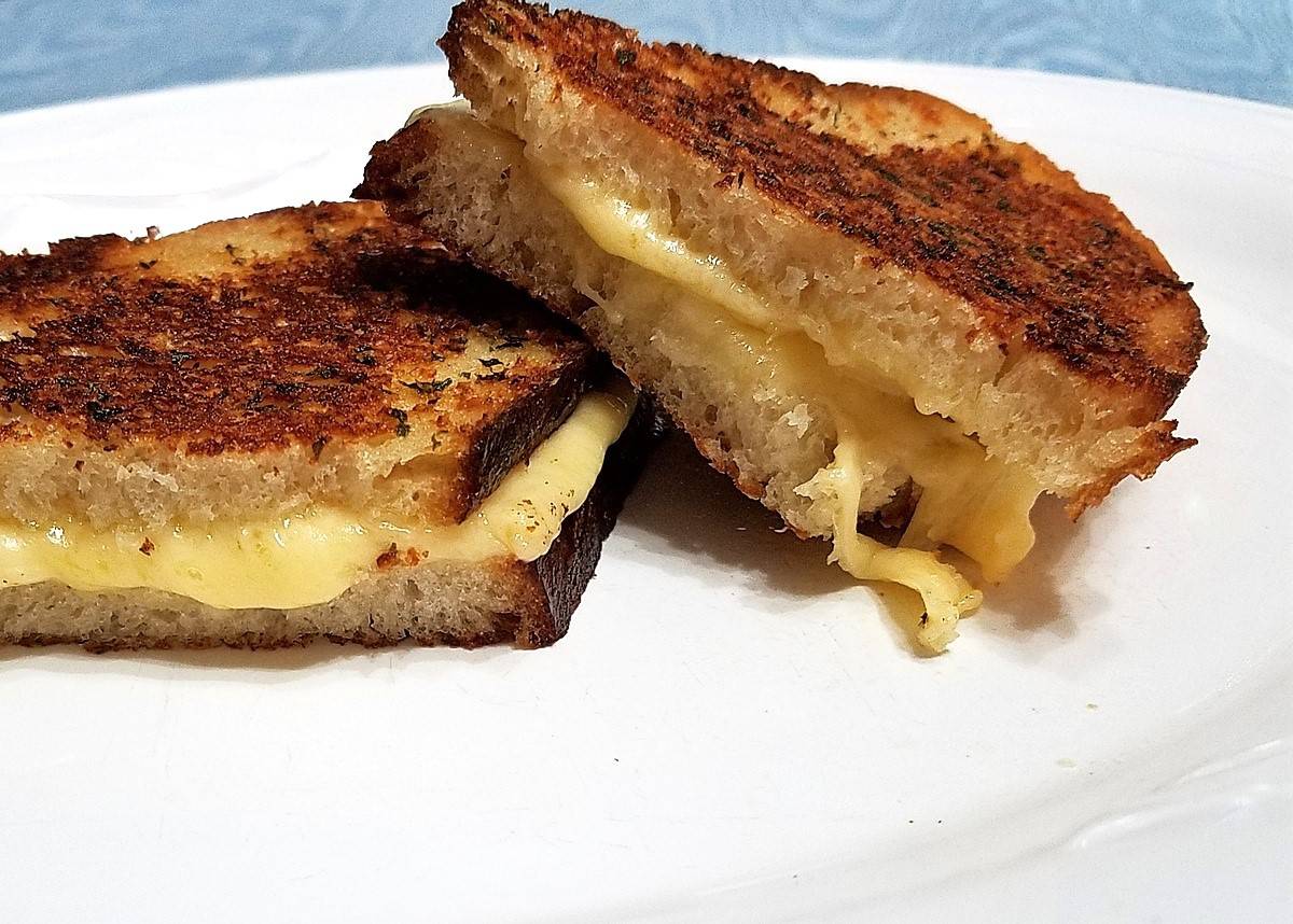 Grilled Cheese Sandwiches with Havarti
