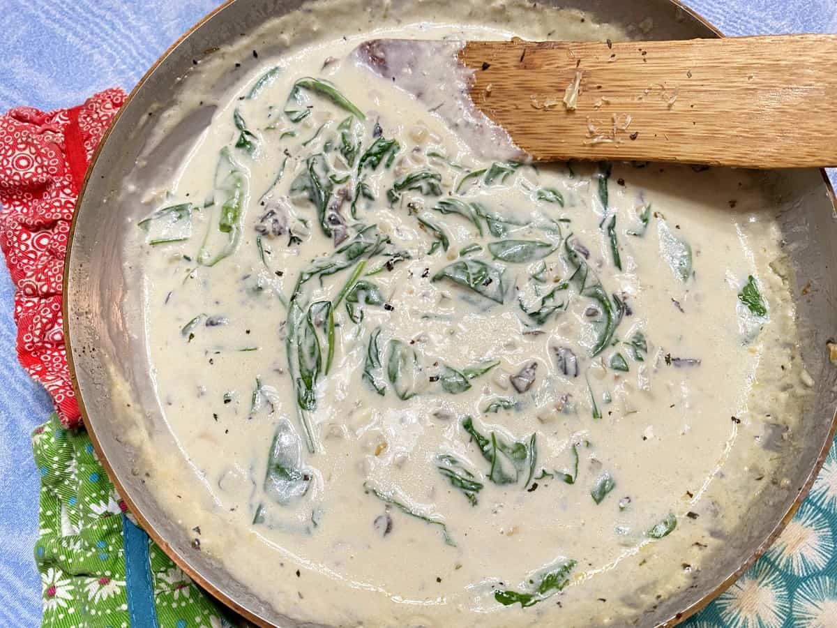 Adding Chopped Spinach to the Cream