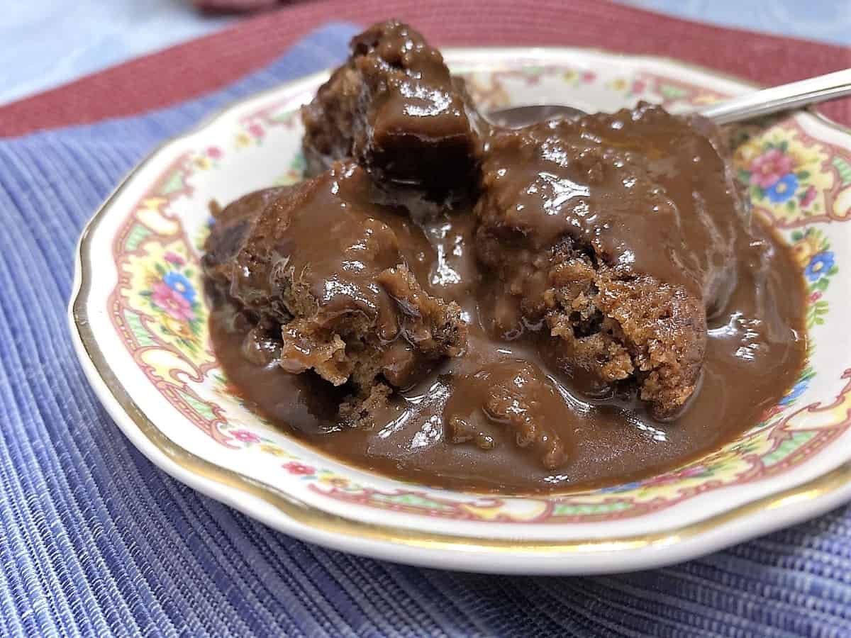 Serving Old-Fashioned Chocolate Pudding Cake - Vintage Recipes