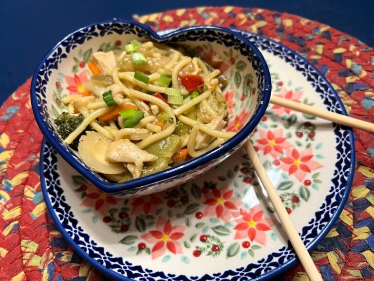Featured Image - Recipe for Easy Chicken Lo Mein
