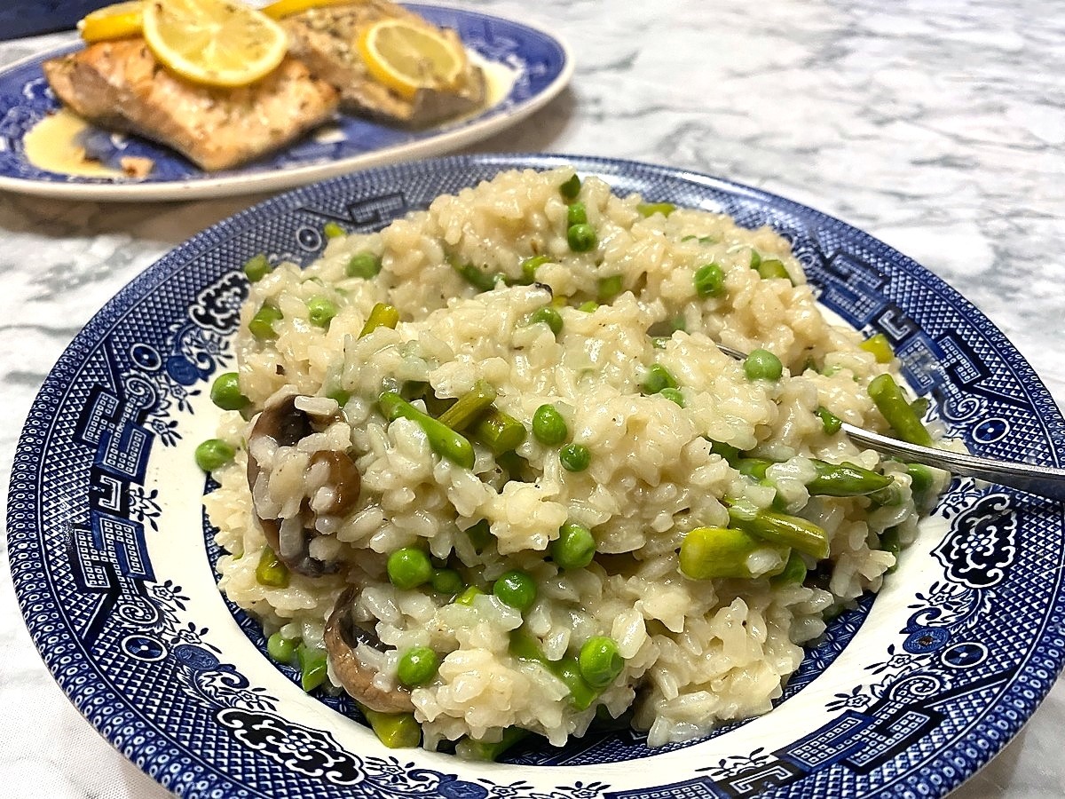 Serving Asparagus and Mushroom Risotto in Blue Willow Dishes