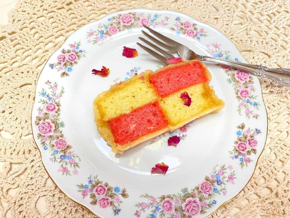 Honey and Cocoa Battenberg Cake – Very Nearly Teatime