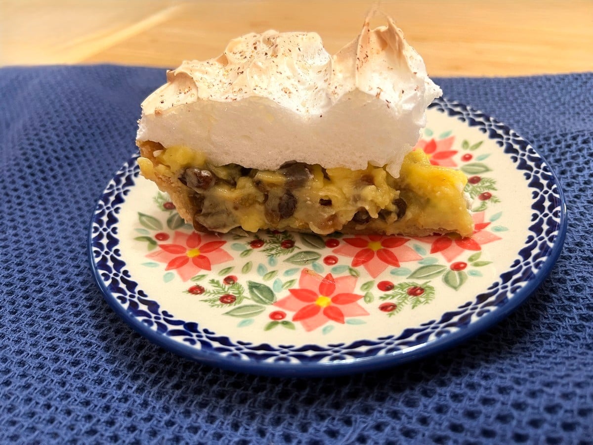 Featured Image - Raisin Cream Meringue Pie