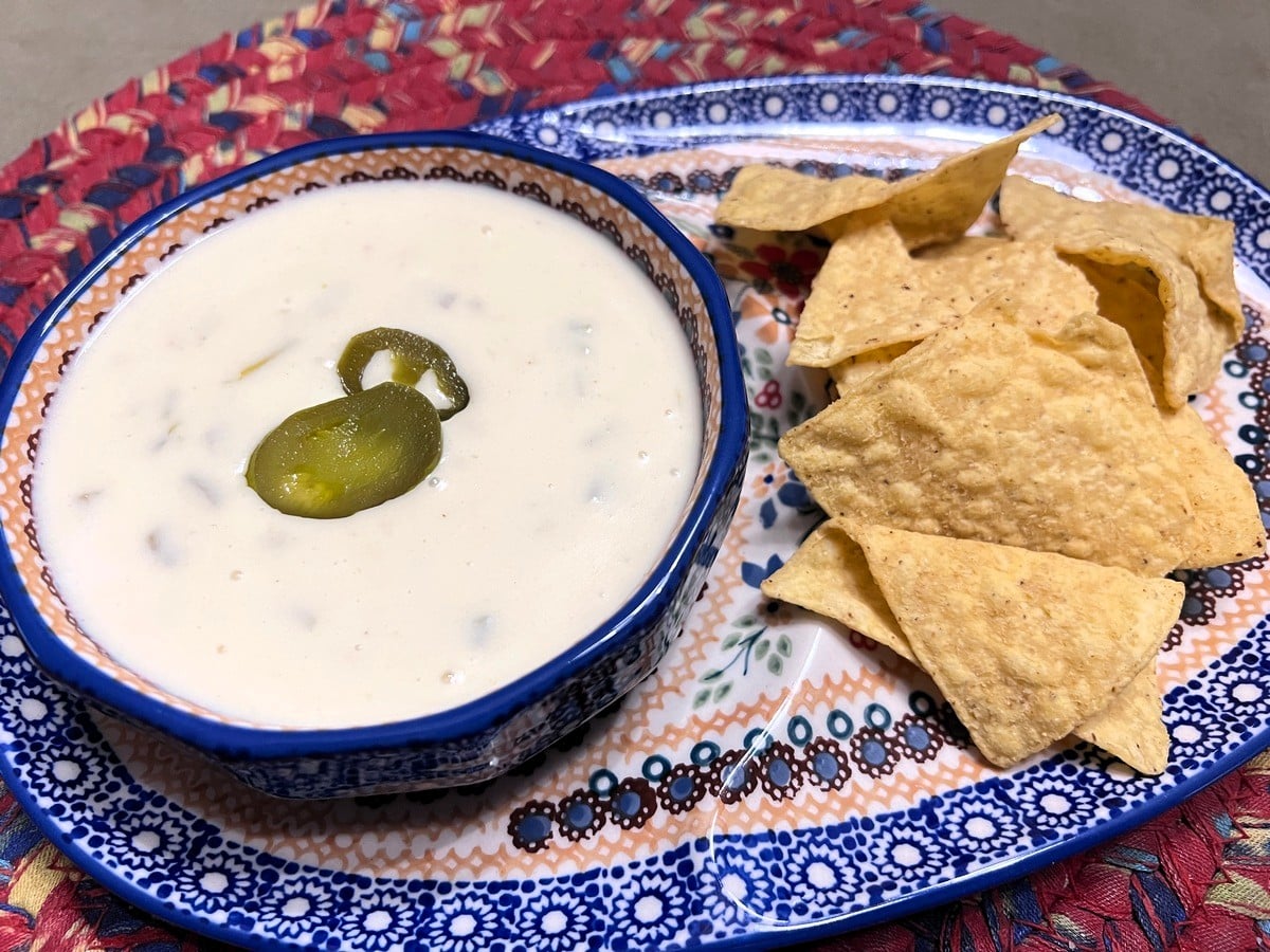Featured Image - Recipe for Restaurant-Style Queso Blanco